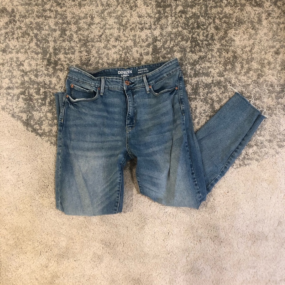 Denizen Levis High Rise Ankle Slim Jeans Size 10